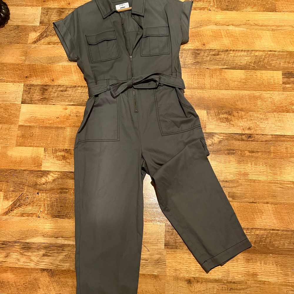COPY - Army green Senoma  womens jumber. Size M fit like an 8/small 10. NWT